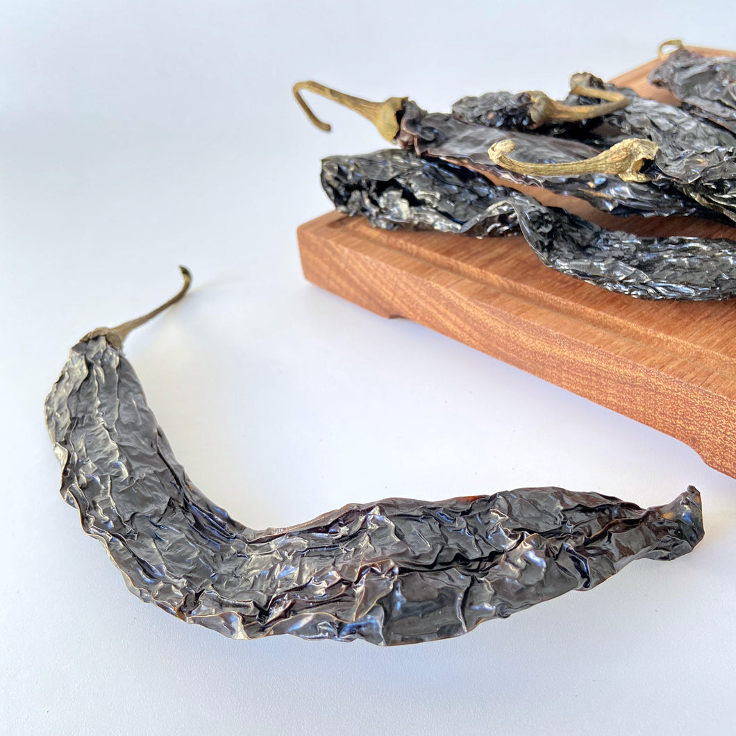 Chile pasilla, chile negro, chile seco, chile para salsa, chile para mole, especias, condimentos y chiles a granel en San Nicolás, General Escobedo, Guadalupe, Cumbres, Contry y Monterrey, Nuevo León.