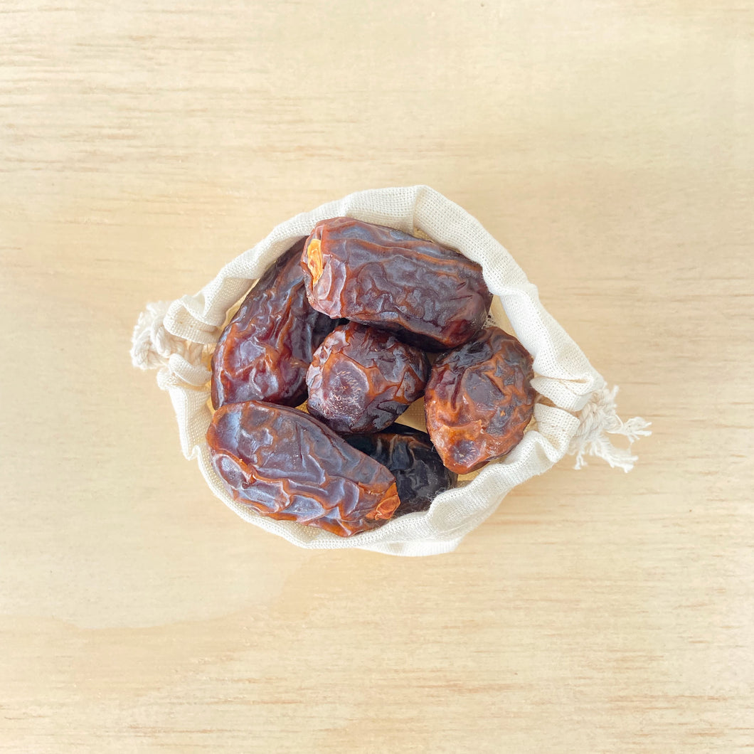 dátil con hueso, dátil sin hueso, datil medjool, azucar de datil, jarabe de datil, postre con datil, Carmeluz venta a granel zero waste en San Nicolás, General Escobedo, Contry, Cumbres, San Pedro Garza García, Apodaca, Monterrey, Nuevo León, Saltillo, Coahuila